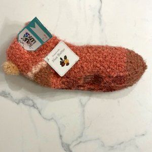 NWT Muk Luks Slipper Socks Sz S/M With Shea Butter Super Thick and Fuzzy!